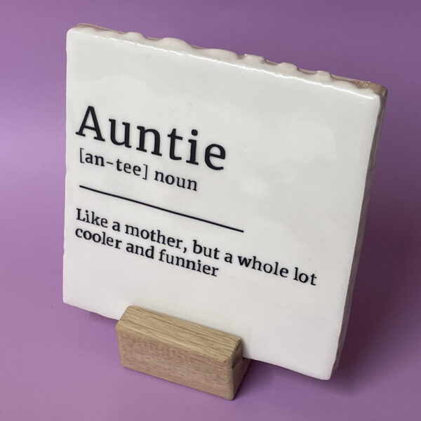 Tegeltje - Auntie